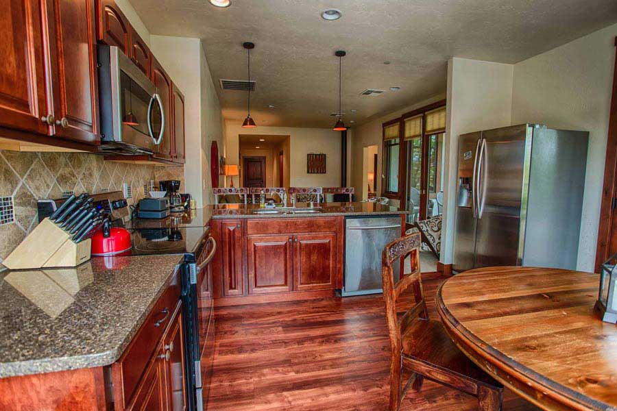 Suite 2 kitchen in Whitefish Montana