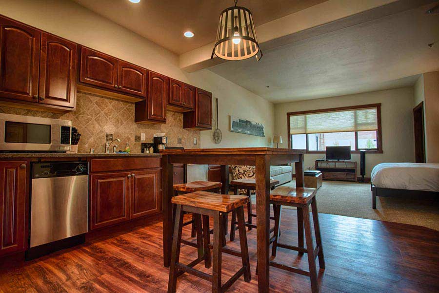 Suite 4 kitchen in Whitefish Montana
